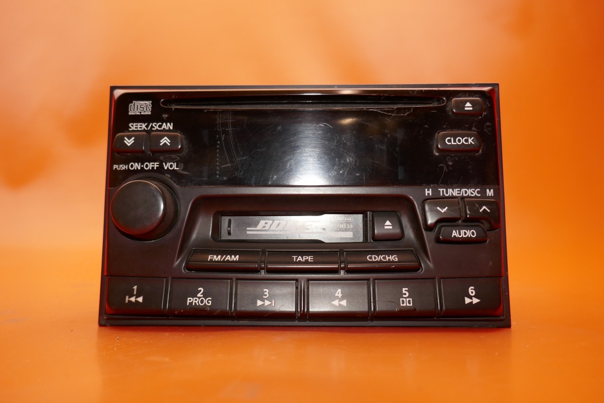 MAX1449EHJ (2000г.)