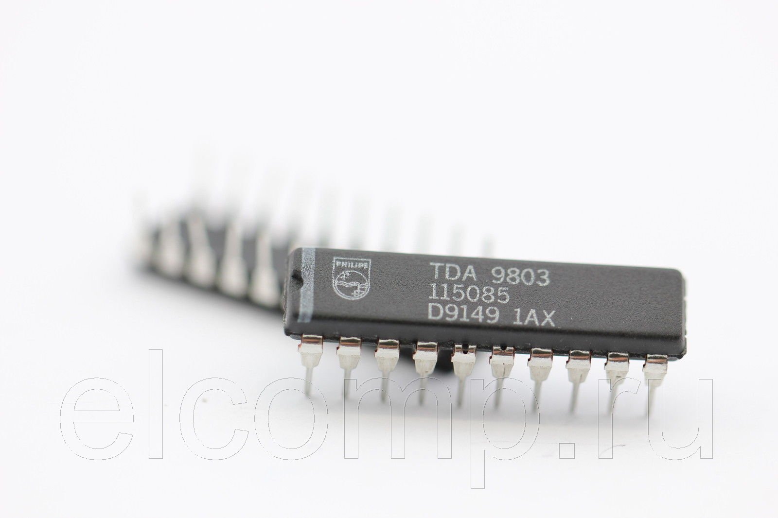 Микросхемы TDA9803 (94г.) TDA9803 (94г.)