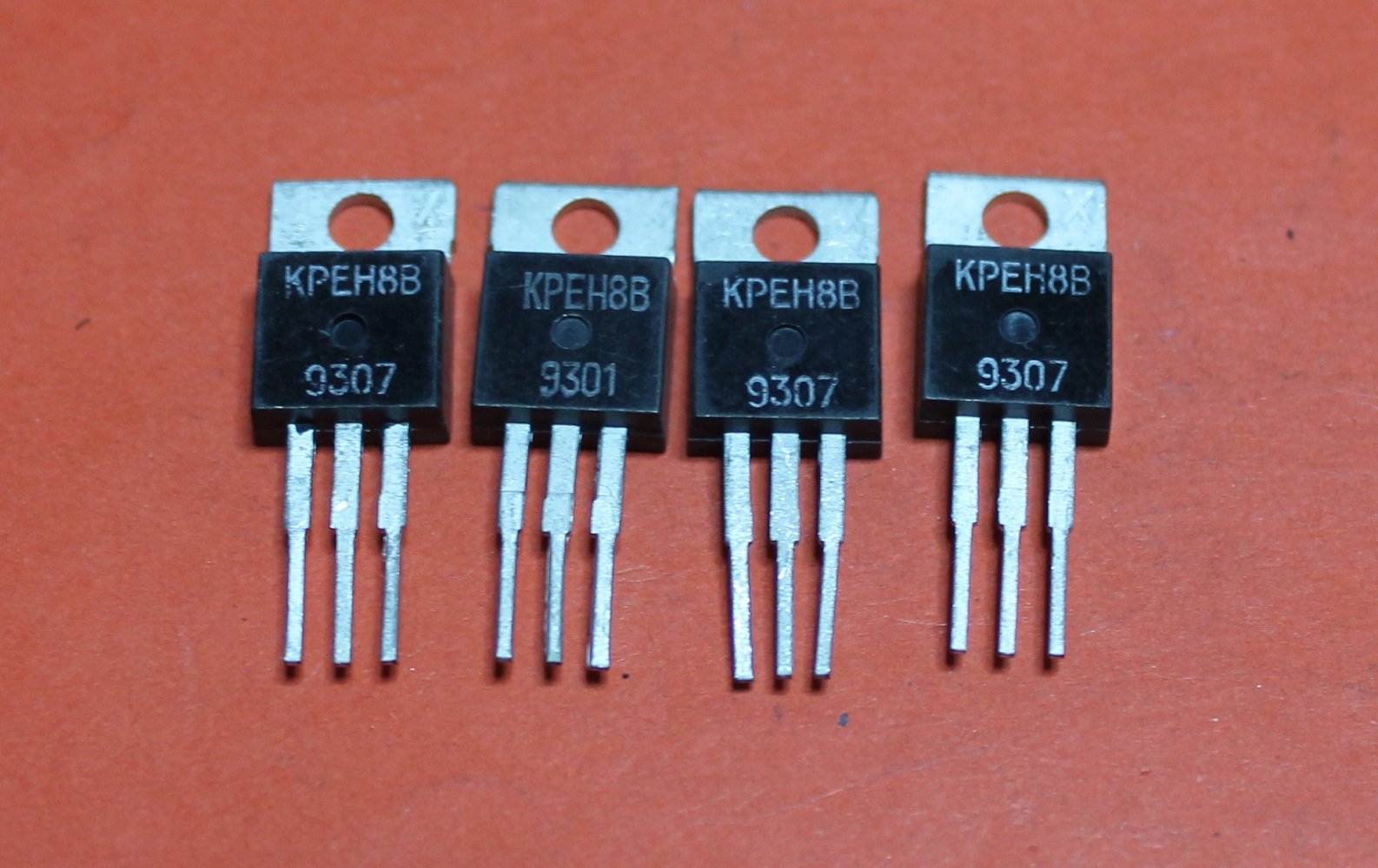 Микросхемы кр142ен8в (2003г.) кр142ен8в (2003г.)