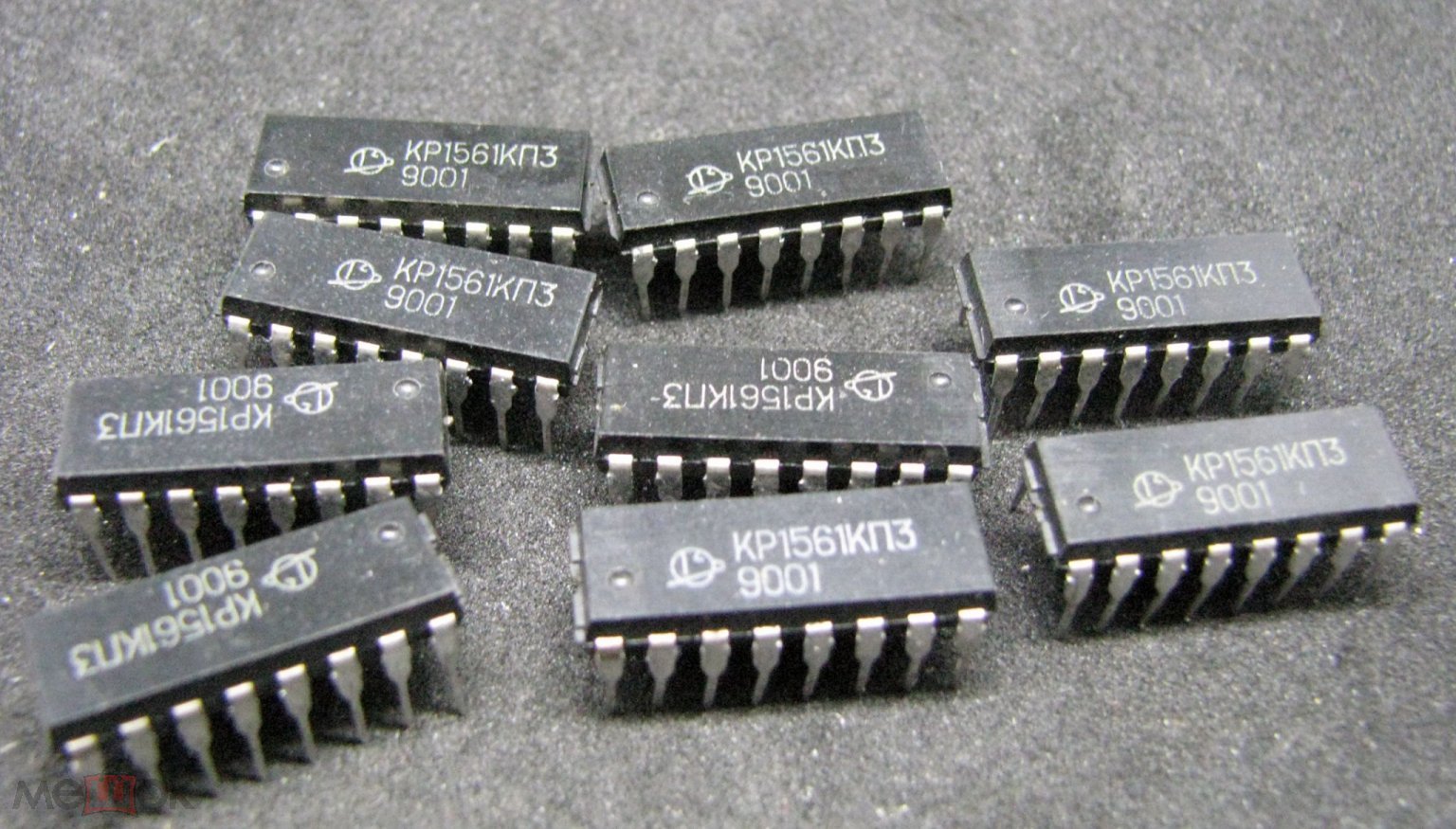 Микросхемы кр1561кп3 (90г.) кр1561кп3 (90г.)