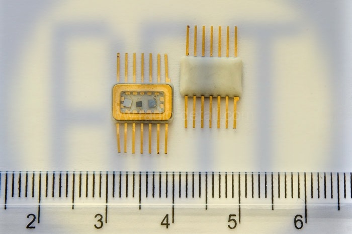 Микросхемы с193ие4 (93г.) с193ие4 (93г.)