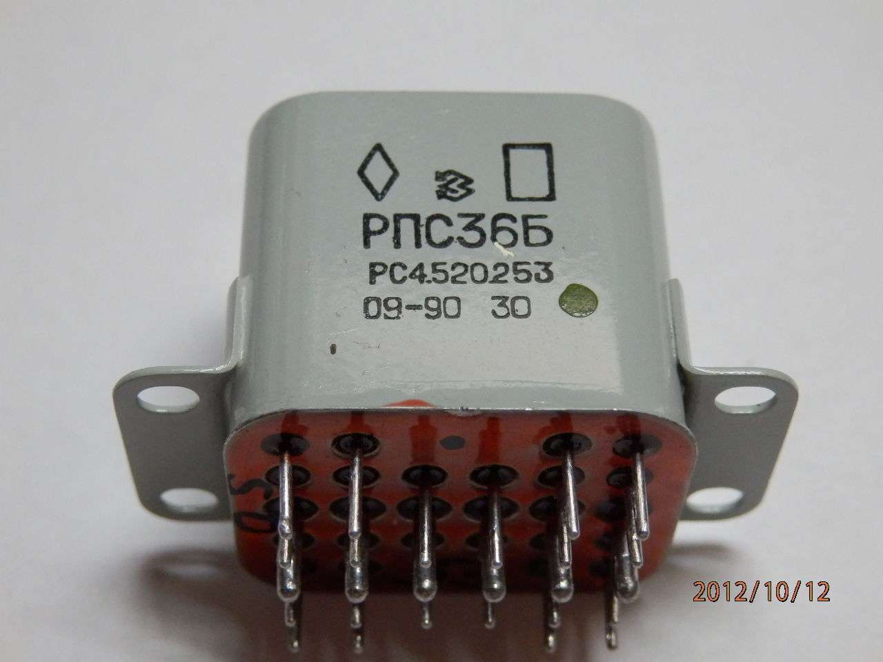 кр573рт4 (91г.)