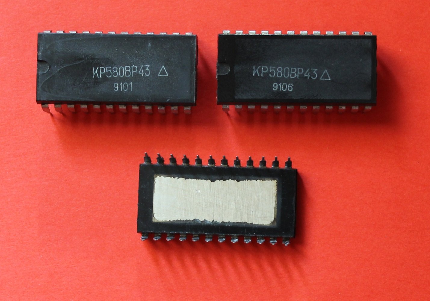 Микросхемы КР581РУ2-пл КР581РУ2-пл