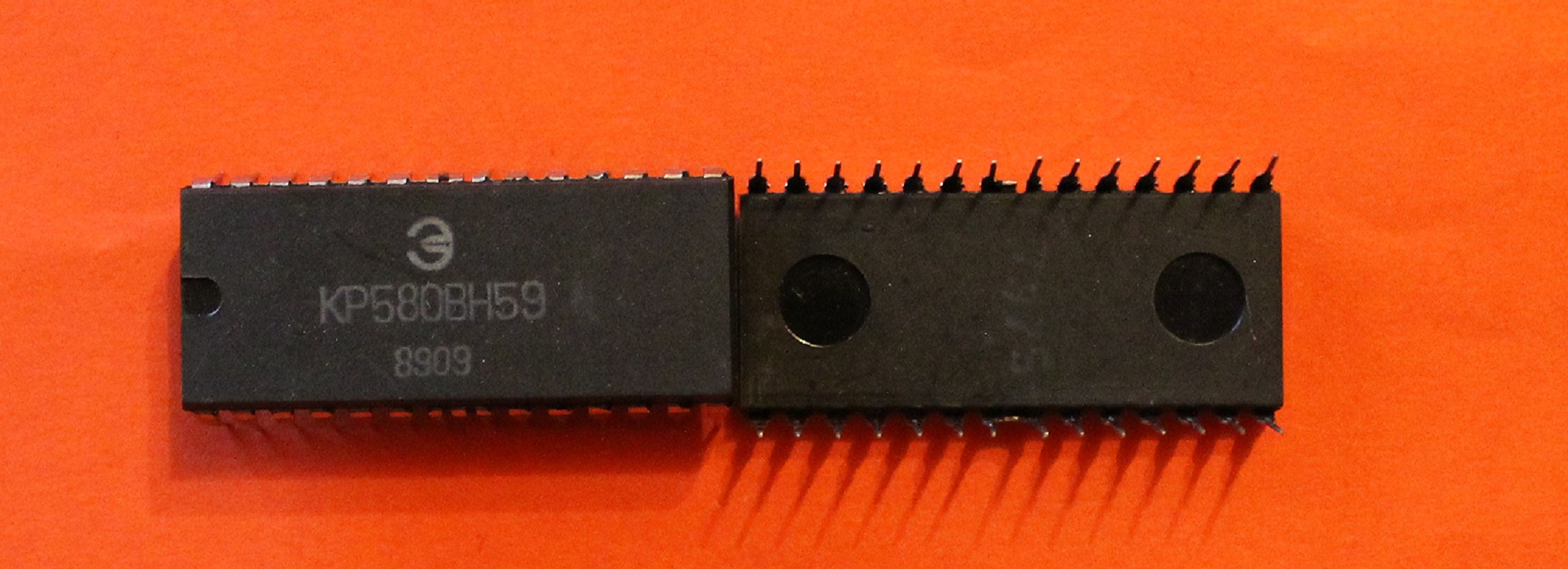 КР581ИК2 