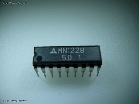 M50560-001P (dip-20)