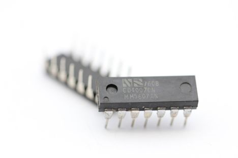 BA6121 (dip-16)