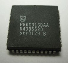 P80C31SBAA (2001г.)