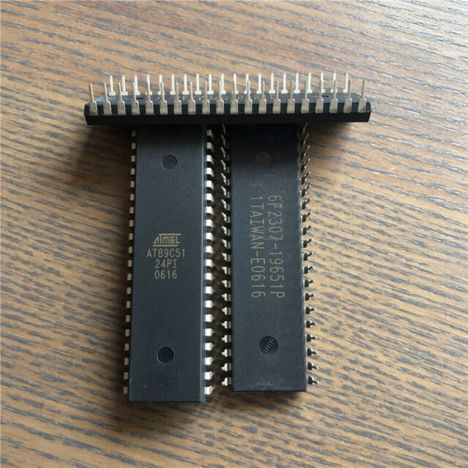 AT89C51-24PI (2003г.)