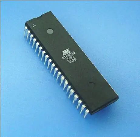 Микросхемы AT89C52-24PI (2001г.) AT89C52-24PI (2001г.)