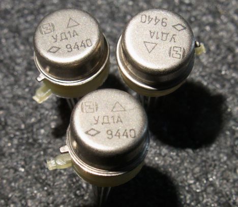 Микросхемы 1407уд1б (86г.) 1407уд1б (86г.)