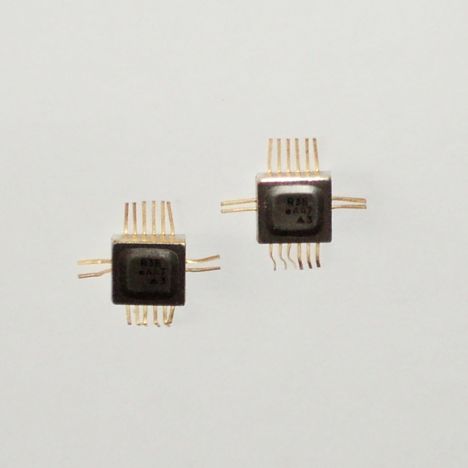 Микросхемы 154уд3б (84г.) 154уд3б (84г.)