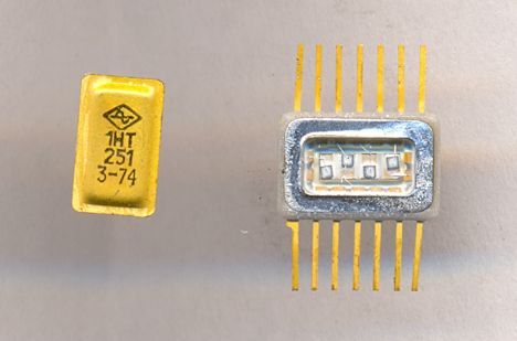 Микросхемы 1нт251 (2007г.) (красн. точка, луж.) 1нт251 (2007г.) (красн. точка, луж.)