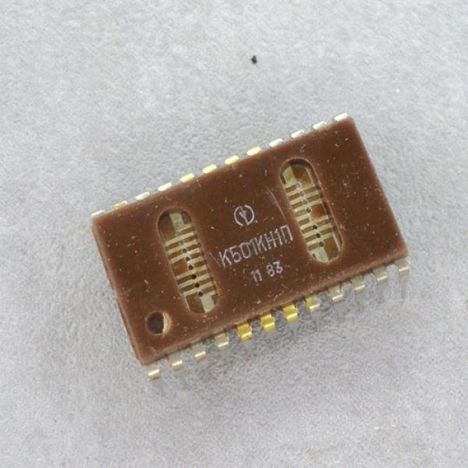 Микросхемы к501ик2п (82г.)