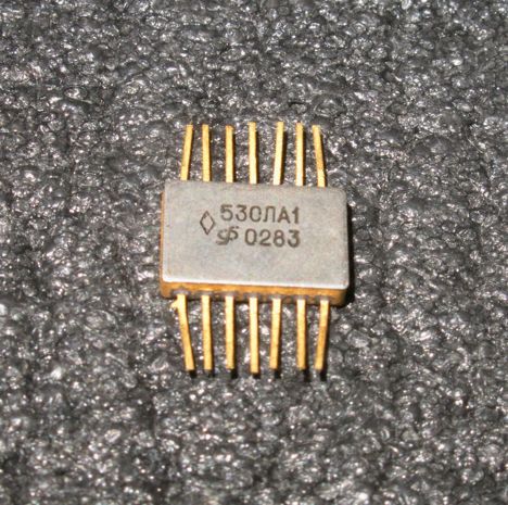 Микросхемы 530ир12 (2013г.) 530ир12 (2013г.)
