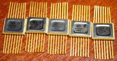 Микросхемы 590кн9 (89г.) 590кн9 (89г.)