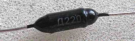 Диоды д220 (88г.) д220 (88г.)