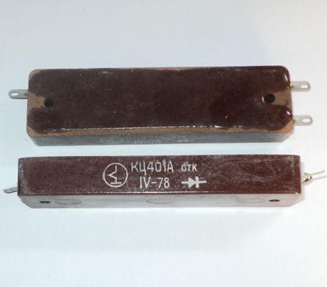 Диоды 2д401а (70г.) 2д401а (70г.)