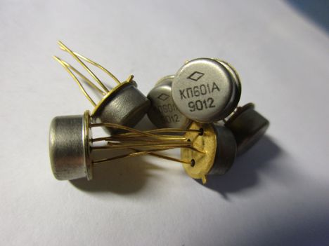 Диоды д608а (90г.) д608а (90г.)