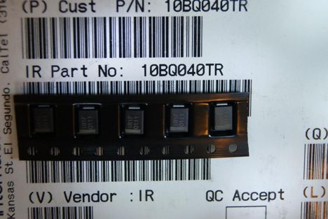 Диоды 10BQ040TR 10BQ040TR
