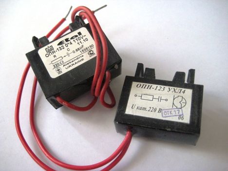 Блоки ОПН-122 ухл4-110в (2005г.) ОПН-122 ухл4-110в (2005г.)