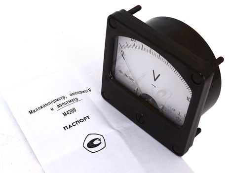 Стрелочные приборы Ц4200п-0-7,5 В 2,5 (85г.) Ц4200п-0-7,5 В 2,5 (85г.)