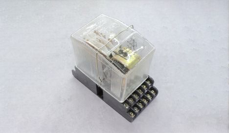 Реле, Контакторы РПУ-2-У3А-220в/50гц (б/г.) (8 н.р.) РПУ-2-У3А-220в/50гц (б/г.) (8 н.р.)